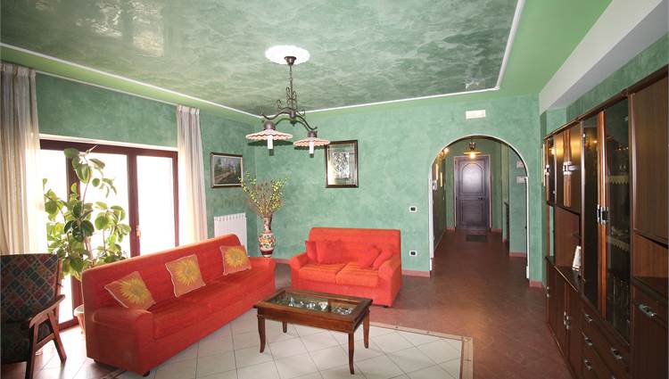 SALONE