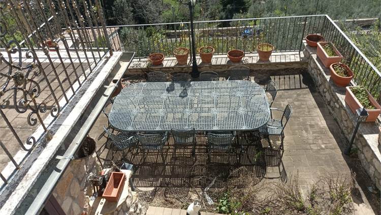 TERRAZZO INFERIORE